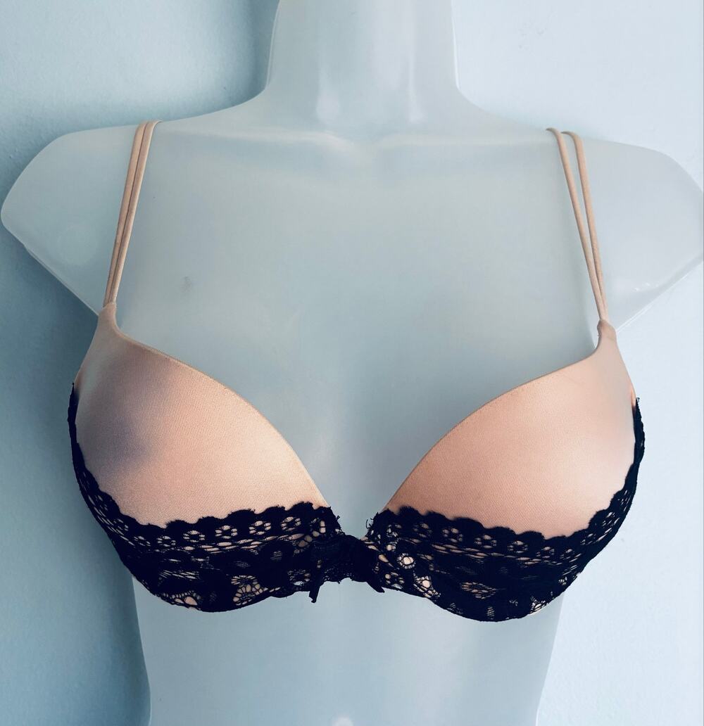 Victoria's Secret Push Up Bra 32A Cream/Pink Black Lace Padded Plunge